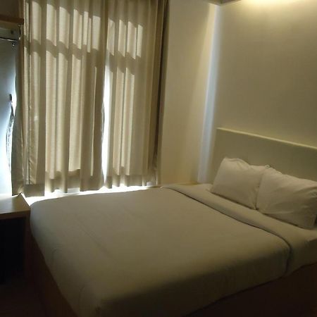 Q Hotel Bali Kuta Lombok Extérieur photo